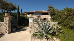Villa Zeus beach hotel - Image 4