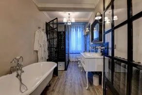 La Vite Apartments by Queen Gallery - Image 4