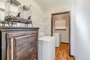 Peaceful Niangua River Retreat - Image 2