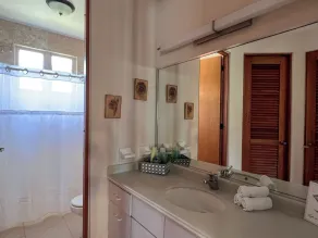 Paradise Villas & Vacations - Image 4