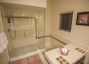 Love living the outdoors lifestyle? 1+ Acre retreat with heatable private pool. - Image 3