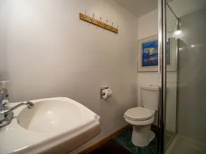 MEILLEUR ENDROIT! Marche pour magasins d'usine et de navette à 6 domaines skiables, jacuzzi intérieur - Image 4