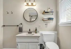 Comfortable 3 bedroom home between Ellsworth and Blue Hill - Image 2