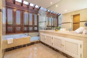 La Alzambra Duplex Penthouse - Image 3