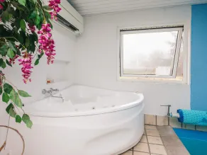 12 person holiday home in Oksbøl - Image 5