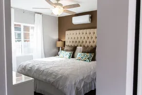 ★MODERN HOME♞⚔♛★ KING BED★ GARAGE PARKING★ WIFI★ 4K TV - Image 5