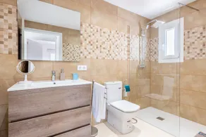 Casa di campagna modernizzata con terrazza sul tetto, giardino e Wi-Fi - Image 4