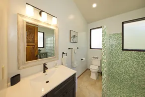HALE HALE'AI (Delphinhaus) OCEANFRONT SPECTACULAR - Image 3