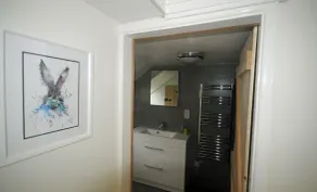 Beautiful and Quiet Rural hideaway for two near Ludlow with stunning views - Image 3