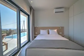 Villa Friday in Mariou - Image 5