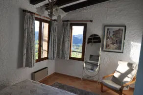 Smukt renoveret provencalsk bondegård med storslået udsigt over søen Esparron de Verdon - Image 5