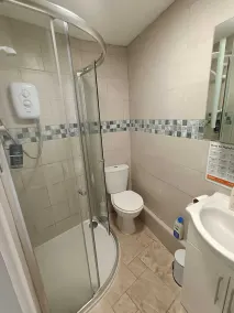 1 Bed Cottage - Sleeps 2 - Parking - WIfi - Image 2