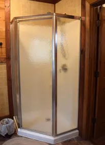 Cozy 1-bedroom cabin just 16 minutes from Ruby Falls - Image 5