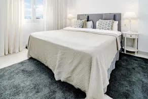Cp - Modern Beachside Apartment In Estepona - Image 4