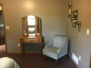 Luxury Family-Sized Central KS Cabin - Image 5
