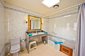 Great Costa Teguise Home Villa Luz De La Fragata 4 Bedrooms Private Pool - Image 3