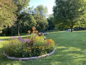 Nestled around 18 acres. Close to trails and a lake.  - Image 4