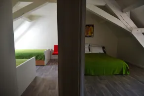 Fuldt renoveret 4P gîte med udsigt over poolen - Image 5