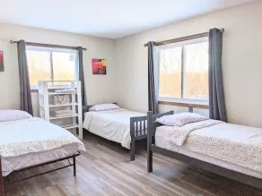 4 Bed home near downtown Minneapolis/airport, Views, Near MOA/MSP, quiet area - Image 5