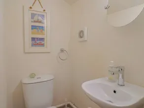 Vine Cottage - Image 4