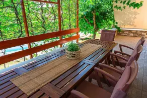 Villa with private pool - Image 5