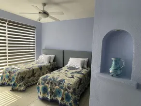 Luxury Waterfront Condo - Image 4