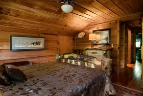 WE ARE OPEN!  Authentic log cabin on Paint Creek, 0.5 mi to Appalachian Trail - Image 5