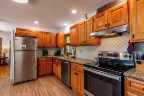 Lakefront Seclusion! - UPDATED! Dock, Hot tub, fire pit, pet friendly with fee, - Image 3
