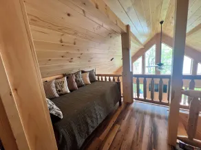 Spacious North Pond Lakefront Retreat - Sleeps 20 - Belgrade Lakes Region - Image 5