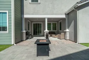 San Diego style retreat awaits you. - Image 5