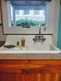 Mr Frog's Figs & Ferns Beach Cottage - Swim & Kayak Launch w/5 min Walk to Beach - Image 2