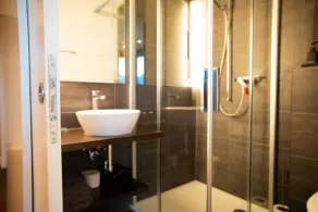 Penthouse på toppen af Villa Wilen, direkte på Sarnen-søen, fantastisk udsigt! - Image 2