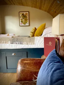 Robin's Nest (Top Cabin) - Image 3