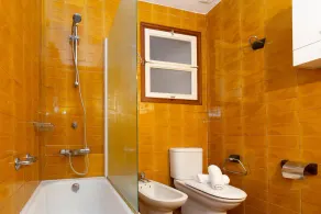 1ESQ 01 - Casa de 6 habitaciones con jardín y piscina privada situada en Llafranc a 800m de la playa - Image 4