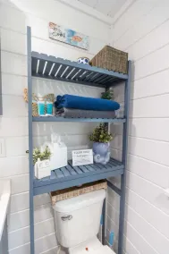 Captain's Quarters - Image 4