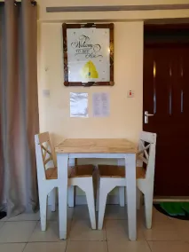 Cosy midtown studio apartment 5 mins from CBD -The Bee Hive - Image 4