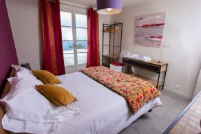 High-end contemporary house, exceptional view, air con, heated pool and jacuzzi - Image 4