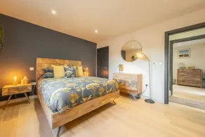 28 Chapel Yard - Image 4