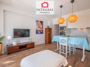 Modern Palamós Apartment with Air Conditioning, Sleeps 4 - Image 4