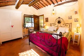 Country House / Farm House in Massa E Cozzile with 2 bedrooms sleeps 5 - Image 3