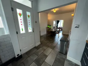 2bed - Garden-pets-freeparking-m1connections - Image 5