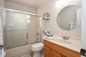 Lovely, Quaint Home on the Beautiful 822 Acre Hampton Lake - Image 3