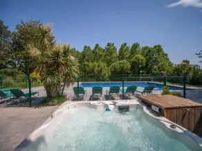 Large 7 Bedrms villa in Spain, near Barcelona &15min beaches Private pool - Image 5