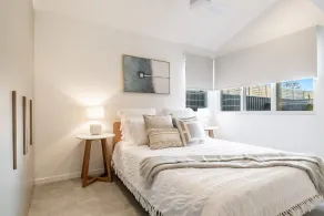 From the minute you walk in the front door you will be in awe of the styling. - Image 4