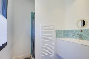 Maison neuve à 150m du lac, vue imprenable sur lac et montagnes - Image 4