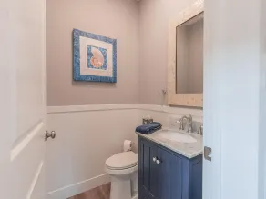 Beach Block 4 Bed/3 Bath Home with Pool - Image 3