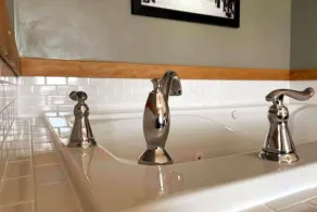 Huron Suite @ The Bayfield Guest House, Bayfield - Image 4