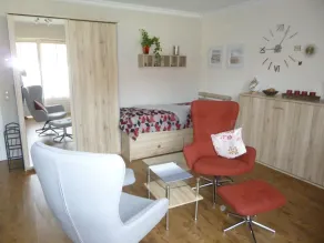 Modern apartment with balcony - Image 4