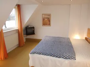 RED Holiday home on the Kiel Canal - Holiday home on the Kiel Canal - Image 4