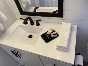 Neu renoviertes 3-Schlafzimmer - Parken abseits der Straße - Image 5